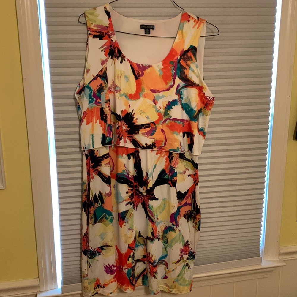 Lightweight multicolor dress. Perfect for Spring or Summer, work or casual!
